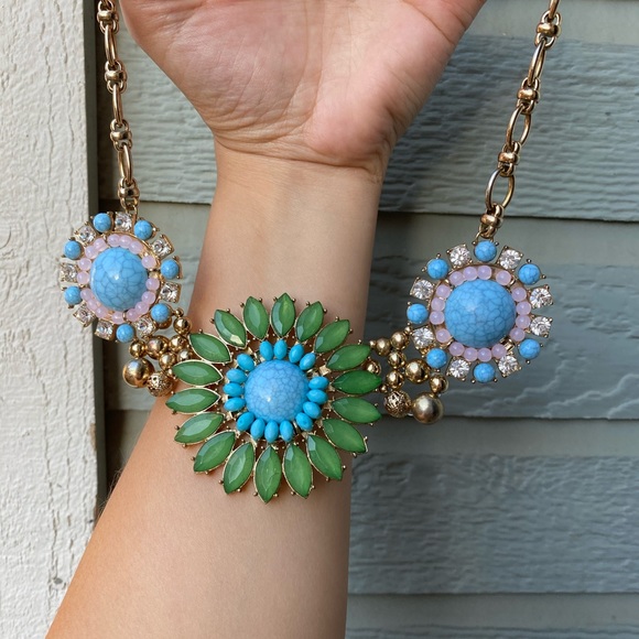 Fun Summer Necklace! - Picture 2 of 4